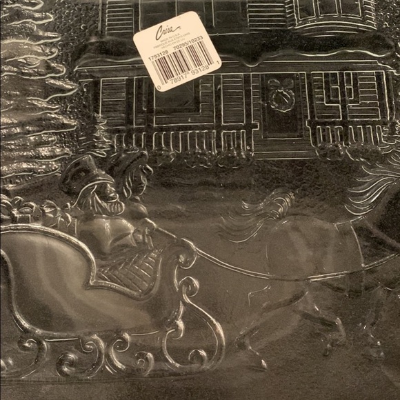 Crisa Clear Glass Sleigh Ride Christmas Serving Platter - Picture 3 of 7